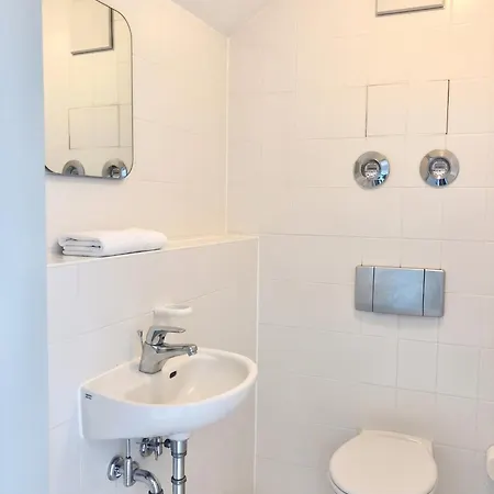 Ferienhaus Villy Seepark 711 *